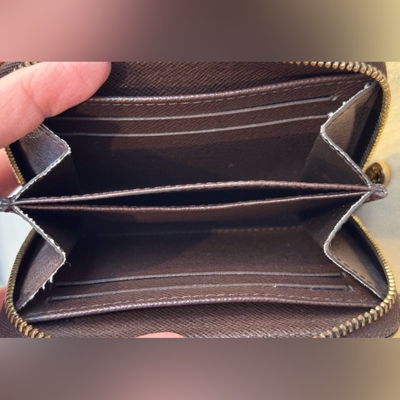 Louis Vuitton Damier Ebene Zippy Coin Purse - Picture 4 of 7